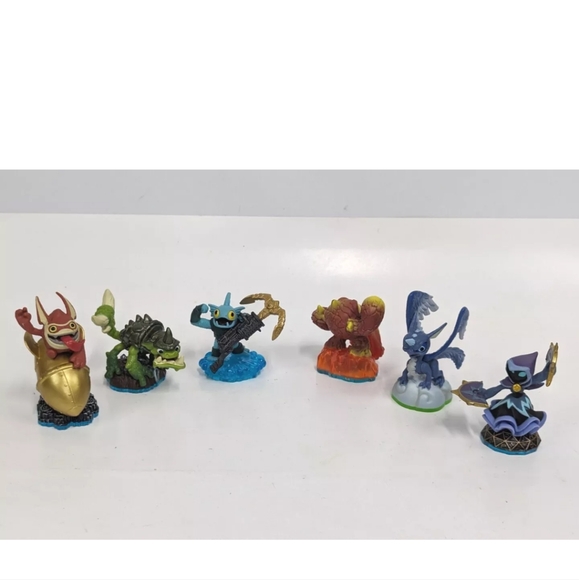 Skylanders Lot Of 35 W/Bag & Swap Force Game, Power Portal, Activision, Read - Picture 8 of 12